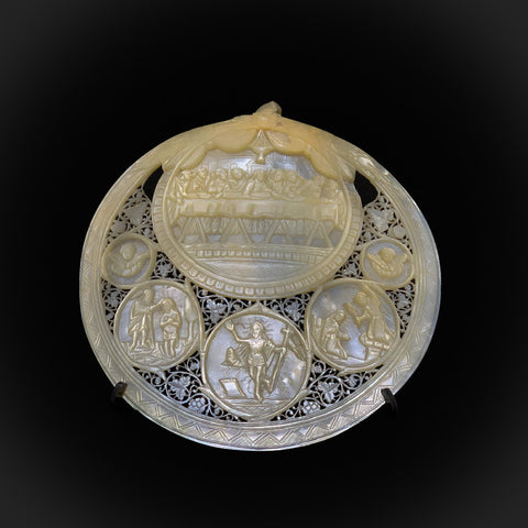 Mother of Pearl Bethlehem Shell circa 1900